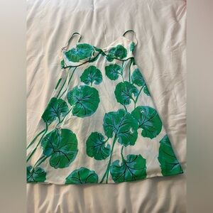 Diane Von Furstenberg Green and white tropical leaf dress